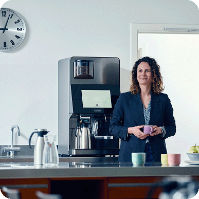 woman preparing coffee